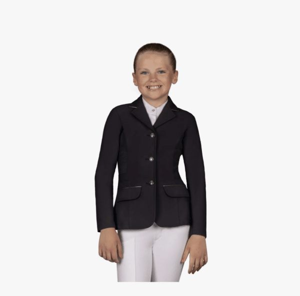 QHP Sariah Junior Stævnejakke - STR 140